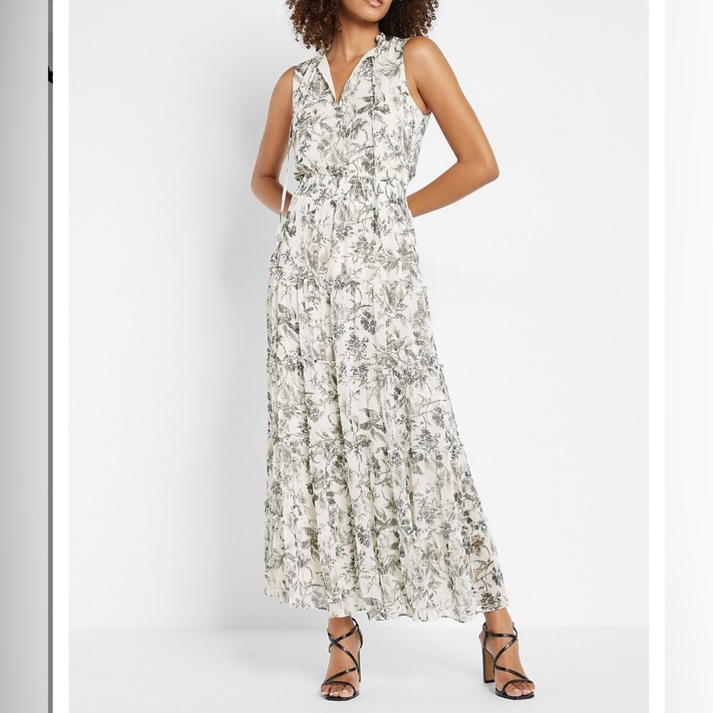 Express Printed Tiered Trapeze Maxi Dress - Size XXS